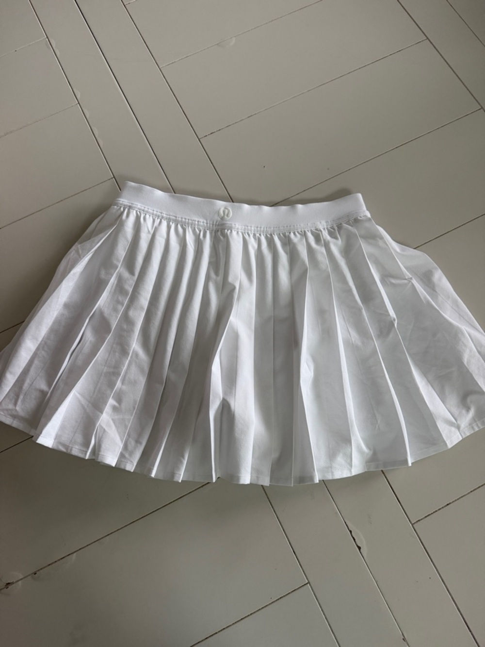 lululemon athletica White Pleated Skater Skirt - Picture 2 of 3
